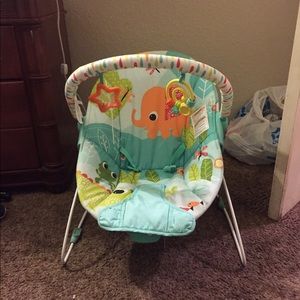 Baby bouncy chair